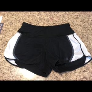 Athleta running shorts- size small